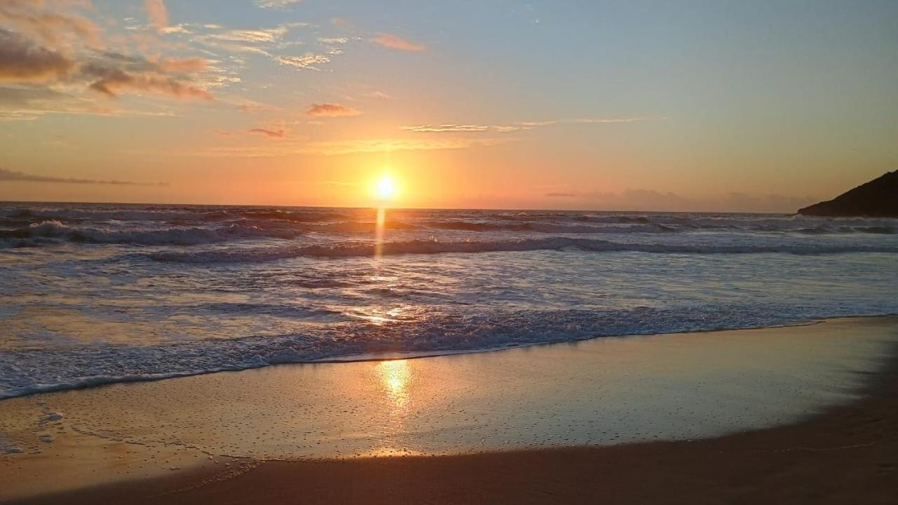 Apartamento Com Piscina - Garopaba - Praia Da Gamboa ภายนอก รูปภาพ